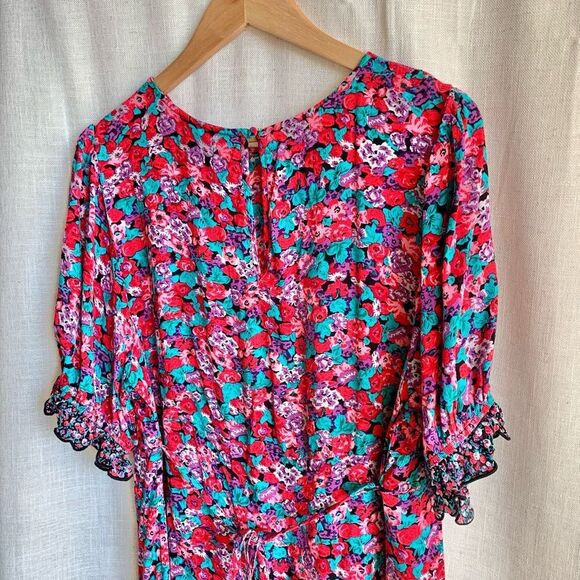 RIXO Womens Bold Floral Dress 16W 18W Short Sleeve Ruffle Hem Mini Boho Party - Picture 14 of 16